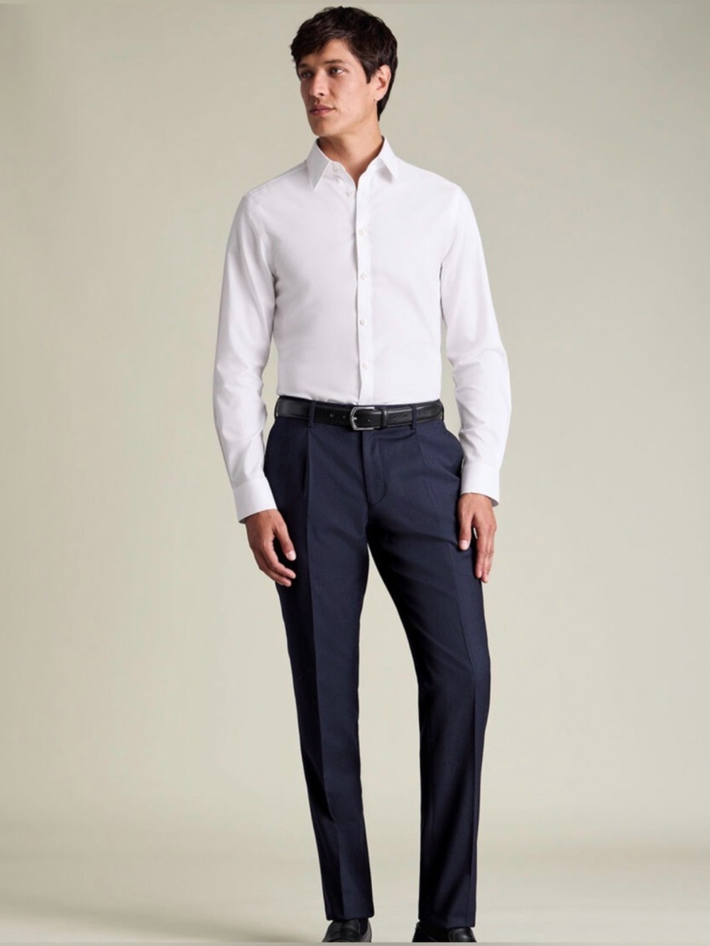 Charles Tyrwhitt Wool Stretch Pleated Trousers - Navy